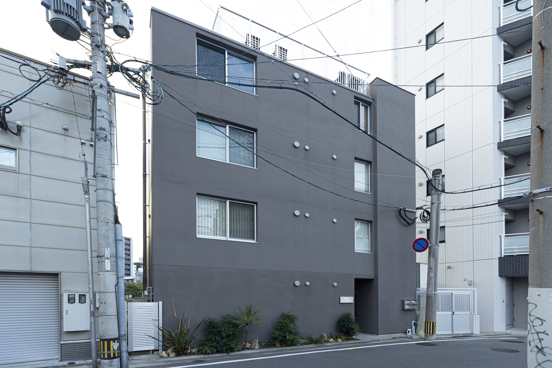 HOTEL AIRSTARの外観